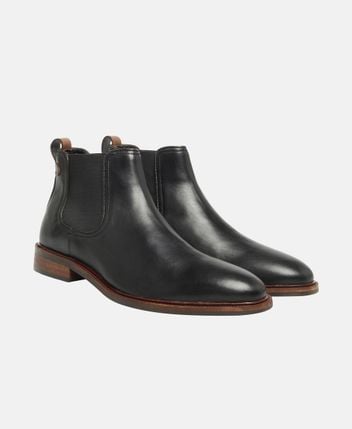 Chelsea boots