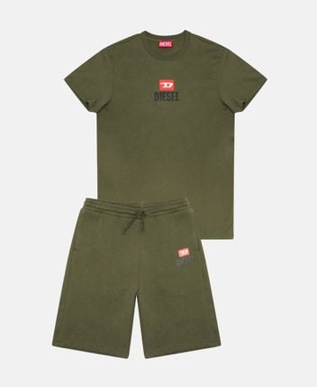 T-shirt and shorts set