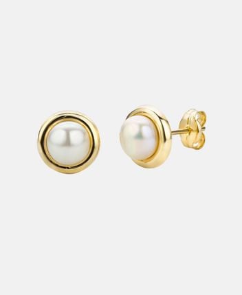 Pearl earrings