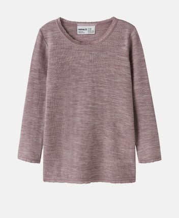 Long-sleeved top