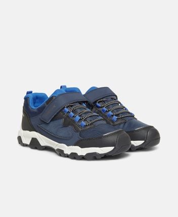Sneakers Magnetar