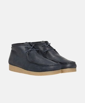 Desert boots