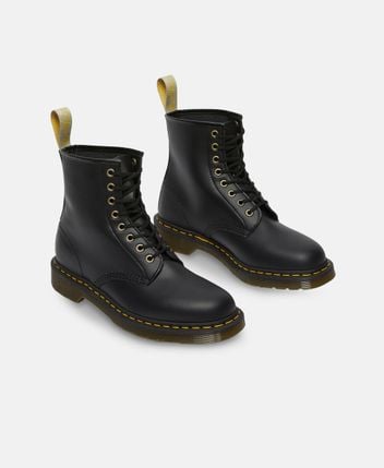 Lace-up ankle boot