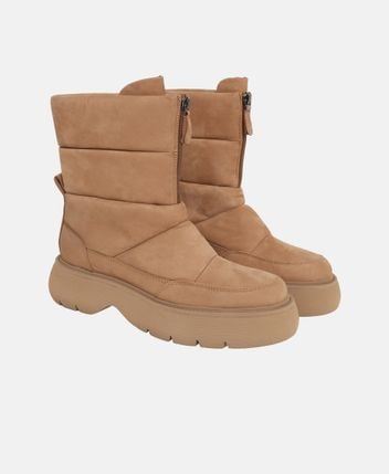 Winter boots