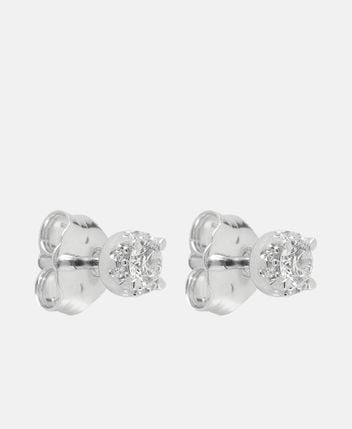 Diamond stud earrings