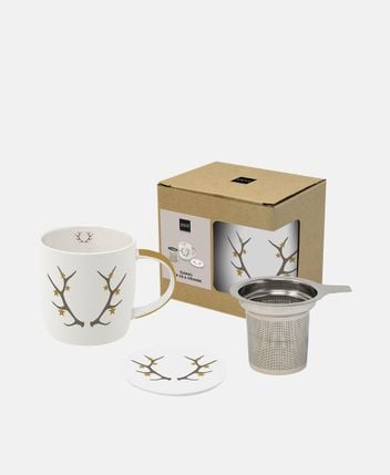 Mug with tea strainer