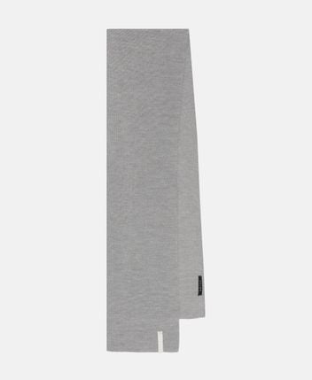 Wool scarf