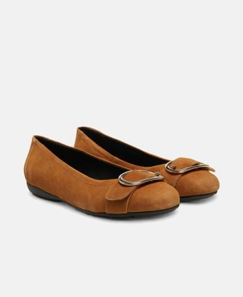 Ballet flats