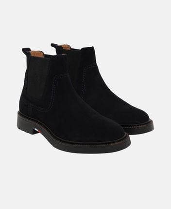Chelsea boots