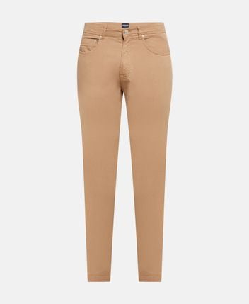 Straight-leg jeans