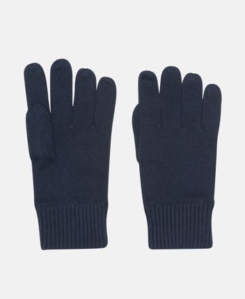 Knitted gloves