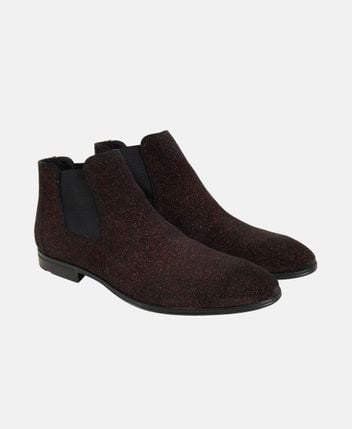 Chelsea boots