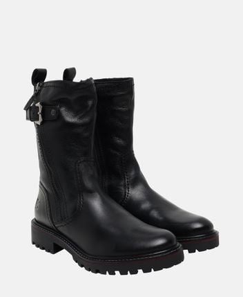 Winter boots
