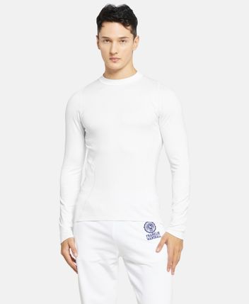 Long-sleeved top