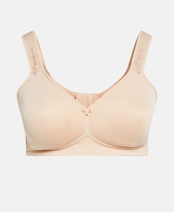 Moulded cup bra