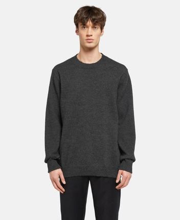 Wool pullover