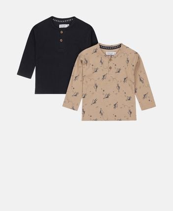 Long-sleeved top
