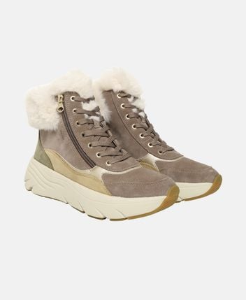 Lace-up ankle boot