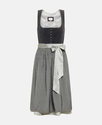 Dirndl with apron