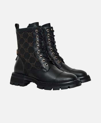 Lace-up ankle boot