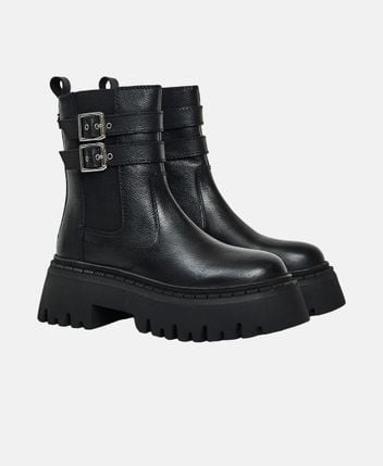 Chelsea boots