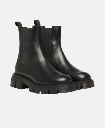 Chelsea boots