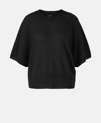 Wool pullover