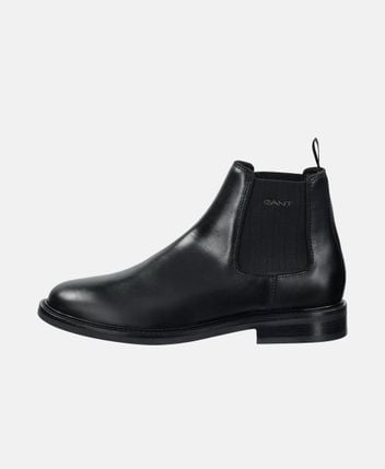 Chelsea boots