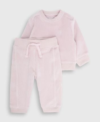 Track suit