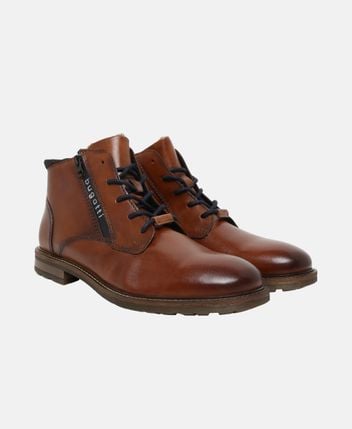 Lace-up ankle boot
