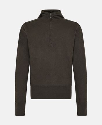 Wool pullover
