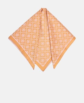 Square scarf