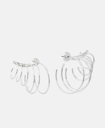Earstuds