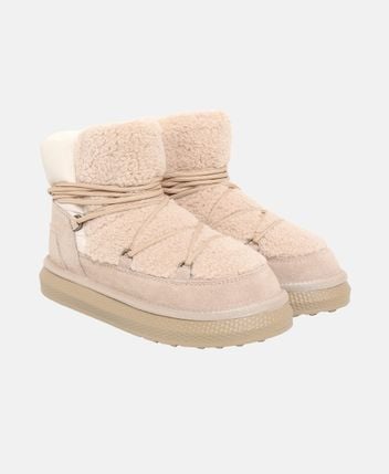 Winter boots