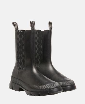 Chelsea boots