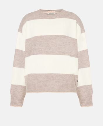 Long-sleeved jumper