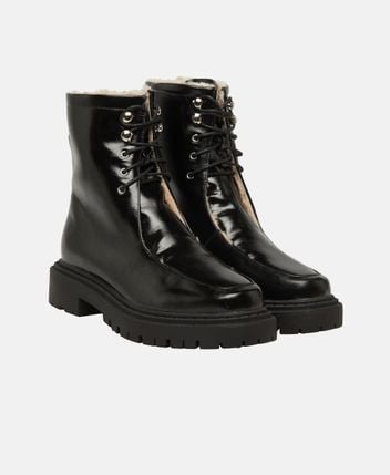 Lace-up ankle boot