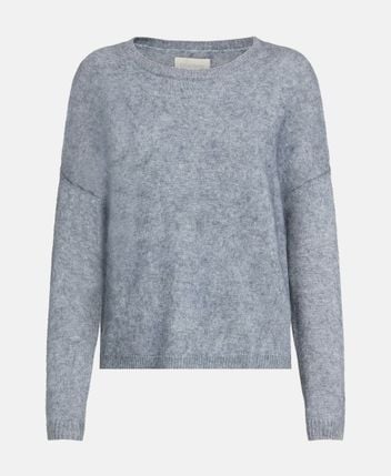 Wool pullover