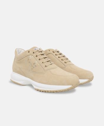 Sneakers Interactive