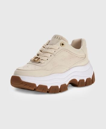 Chunky sneakers