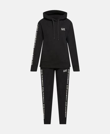 Track suit