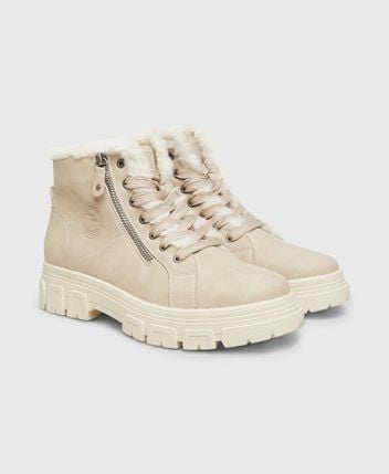 Winter boots