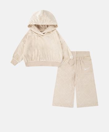 Sweatshirt and trousers set