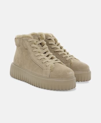 Winter boots
