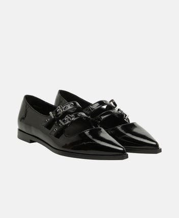 Ballerina flat with straps