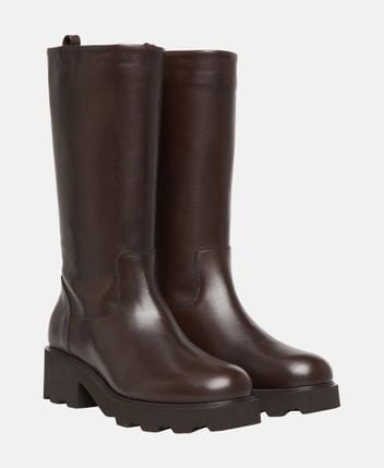 Calf boots