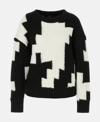 Wool pullover