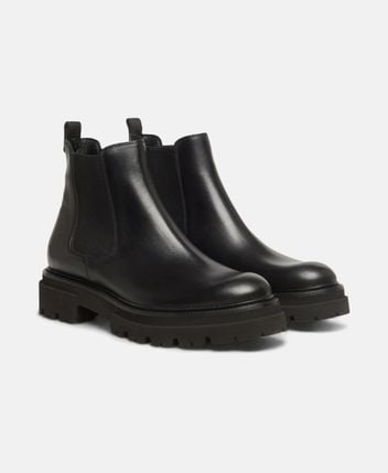 Chelsea boots Bobby
