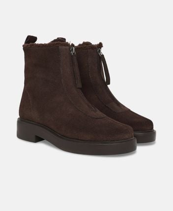 Winter boots
