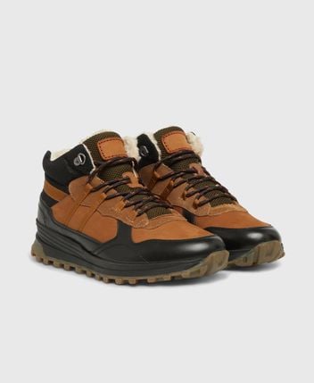 Winter boots